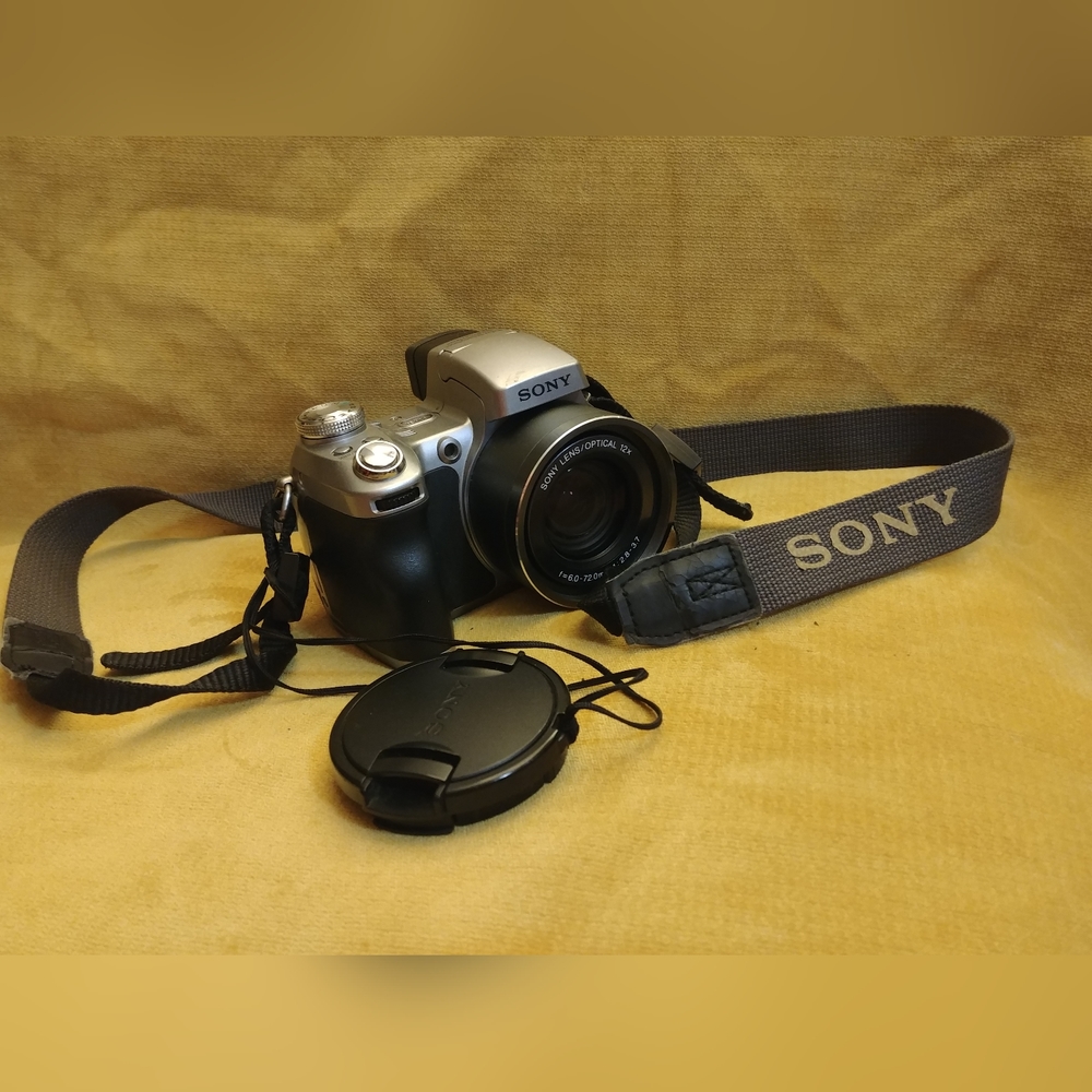 Camera Sony Super Steady shot 5.1 no DSC-H1 - Picture 2 of 7